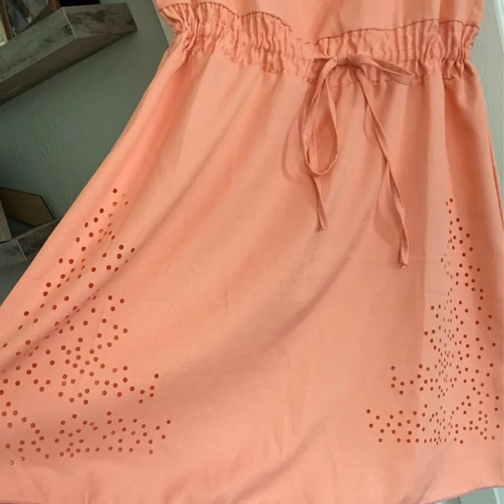 Dress - Picture 5 of 7